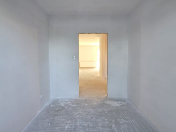 Image 1 Title